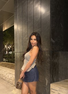 VERSATILE/FULLY FUNCTIONAL/PARTIES - Acompañantes transexual in Tokyo Photo 13 of 14