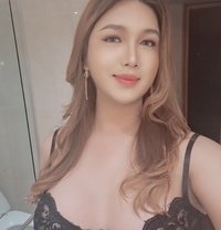 Sexy Top & Bottom - Transsexual escort in Bangkok