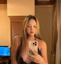Real Fuctional Top/Bottom w/ Poppers - Transsexual escort in Kuala Lumpur Photo 30 of 30