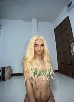 Top & Bottom with small size :sex:party: - Transsexual escort in Bangkok Photo 26 of 28