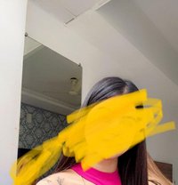 Top Class Model Available In - puta in Pune