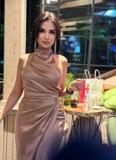 Top Class Russian & Indian Pune Escorts - puta in Pune Photo 2 of 6