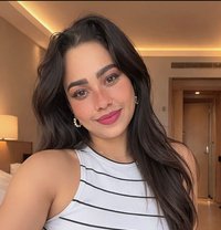 Top Classes Models Star Hotel Service - escort in Chennai