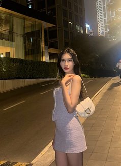 Top Cristies - Transsexual escort in Singapore Photo 10 of 12