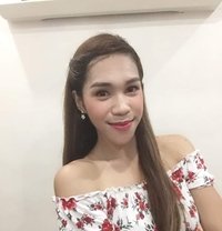 GORGEOUS TOP DOMINANT MISTRESS - Transsexual escort in Makati City