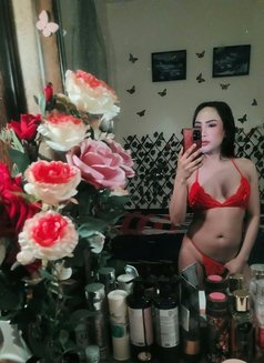 Jeunesse Top cum alot - Transsexual escort in Al Manama Photo 6 of 6