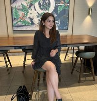Top High Class Escorts Service - puta in Gurgaon