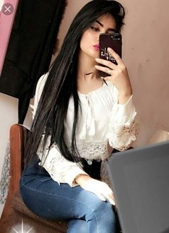 Malti Hire just for you Incall end out - puta in Mumbai Photo 2 of 3