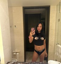 Top Huge Ericka - Transsexual escort in Manila