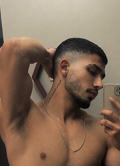 Top Lucifer - Male escort in Dubai Photo 7 of 7