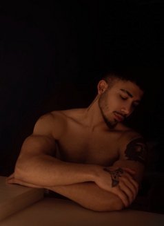 Top Lucifer - Acompañantes masculino in İstanbul Photo 1 of 5