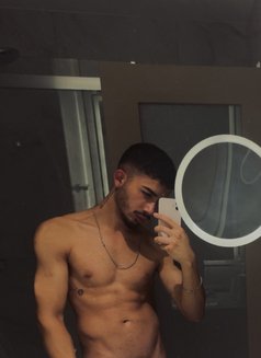 Top Lucifer - Acompañantes masculino in İstanbul Photo 4 of 5