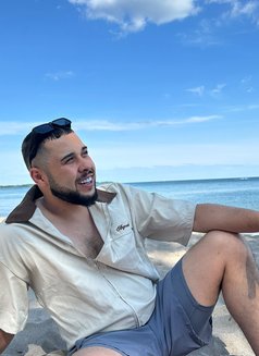 mostafa - Acompañantes masculino in Toronto Photo 3 of 10