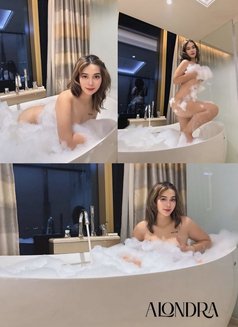 Top Models w/ happy ending - escort in Manila Photo 4 of 16