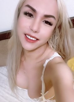 JUST ARRIVED TS ALYSA BIG COCK - Transsexual escort in Macao Photo 12 of 20