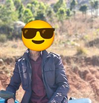 Top_player_ - Acompañantes masculino in Pune