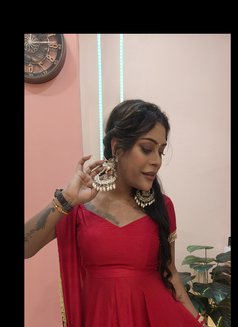 Top Shemale and Doge Boys Faking Videos - Acompañantes transexual in Ahmedabad Photo 1 of 12
