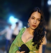Top Shemale Ani - Acompañantes transexual in Hyderabad