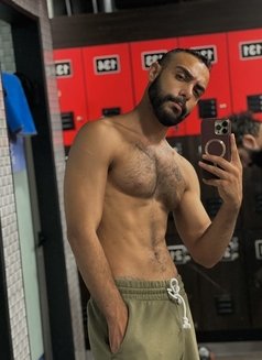 Top Syrian Manly - Acompañantes masculino in Dubai Photo 4 of 5