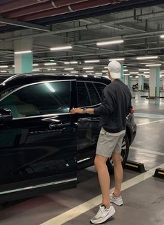 Top Therapist - masseur in Doha Photo 1 of 5