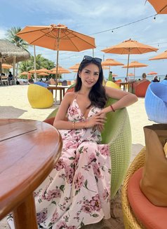Top-tier Marie (Wonder Woman) - escort in Manila Photo 29 of 30