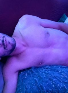 فحل عربي Top - Male escort in Doha Photo 9 of 13