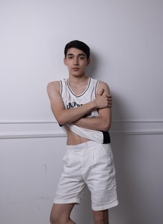 Top Twink 🇷🇺Hard Di̇ck - Male escort in Riyadh Photo 13 of 14
