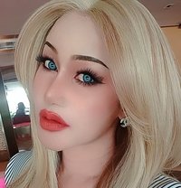 VERSATILE HOT BLONDE BIG ATM WELCOME - Acompañantes transexual in Bangkok