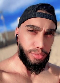 TOP VIP - Acompañantes masculino in Dubai Photo 5 of 5