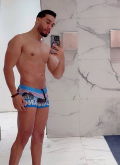 TOP VIP - Acompañantes masculino in Dubai Photo 6 of 6