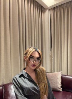 𝐀𝐑𝐈̇𝐀𝐍𝐍𝐀 TOP XXL - Transsexual escort in İstanbul Photo 25 of 26