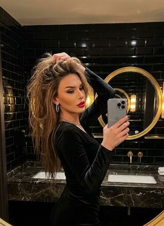 𝐀𝐑𝐈̇𝐀𝐍𝐍𝐀 TOP XXL - Transsexual escort in İstanbul Photo 30 of 30