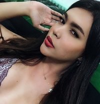 Devilcock69 - Dominadora transexual in Manila