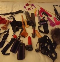 Topeti - dominatrix in Athens