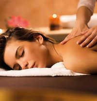 @TopGuy - Male escort in Doha