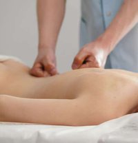 @TopGuy - Male escort in Doha