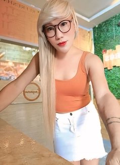 Topkheisha - Transsexual escort in Manila Photo 9 of 10