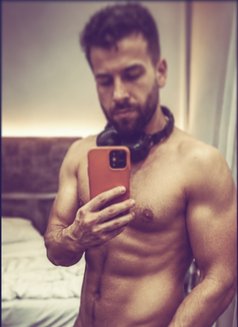 Topmachofucker - Acompañantes masculino in Beirut Photo 9 of 9