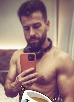 Topmachofucker - Acompañantes masculino in Beirut Photo 10 of 10