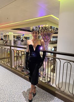 TOPnatcher Erika! - Transsexual escort in London Photo 7 of 17