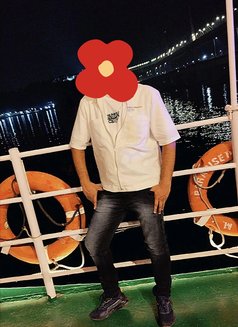 Topper - Male escort in Muscat Photo 5 of 5