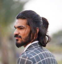 Topper - Acompañantes masculino in Faisalābād