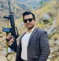 Topper007 - Male escort in Dubai