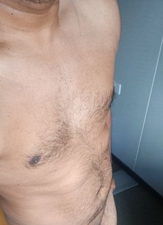 Topper69 - Acompañantes masculino in Doha Photo 1 of 2