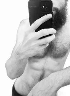 Tobi - Acompañantes masculino in Berlin Photo 2 of 2