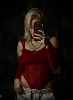 Tori - escort in Bangkok Photo 2 of 10