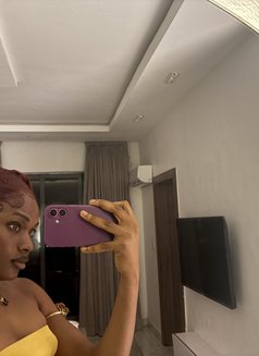 Toria - Transsexual escort in Accra Photo 9 of 9