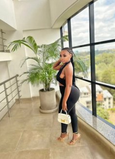 Toriah - escort in Nairobi Photo 2 of 7