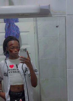 Toshtee - Male adult performer in Nairobi Photo 10 of 11