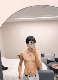 ToTo Dp - Male escort in Riyadh Photo 12 of 12